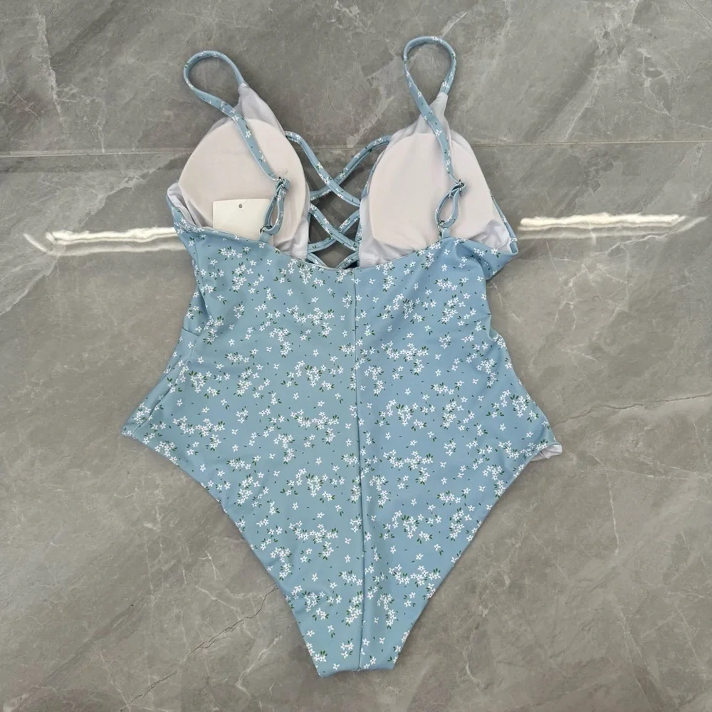 Women’s Dippin’ Daisy’s Bliss One Piece Floral Swimsuit Large